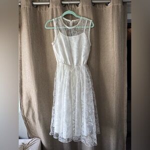 NWT Pinko Elegant White Lace Overlay Mid Dress